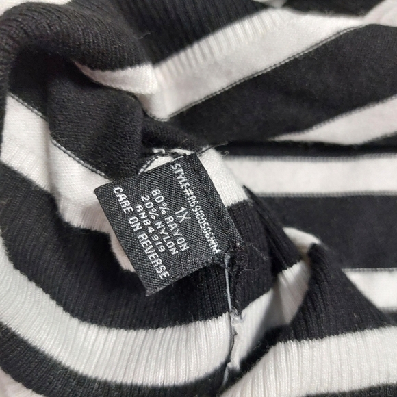 Cyrus Women 3/4 Sleeve Cardigan Size 1x - Picture 6 of 9